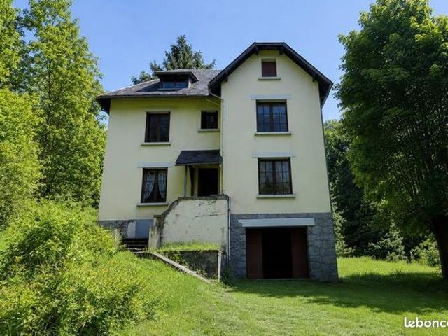 Maison 21 pièces 280 m²