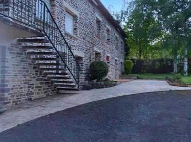 Maison 21 pièces 354 m²