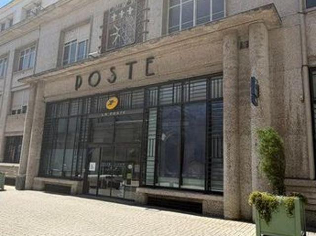 Maison 21 pièces 4 025 m²