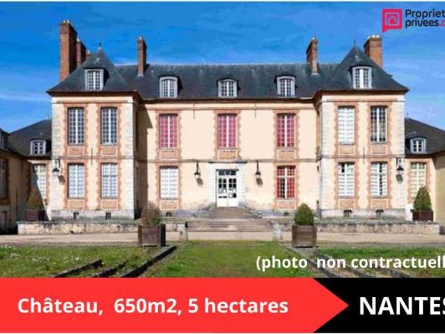 Maison 21 pièces 600 m²
