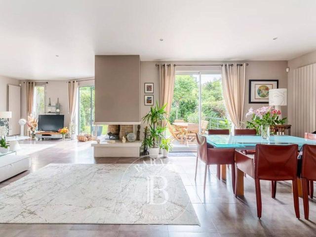 Maison 225 m2 Clamart