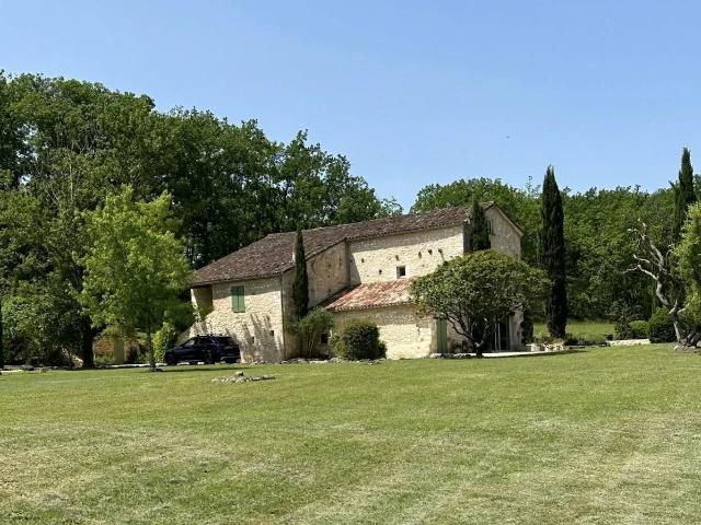 Maison 225 m²