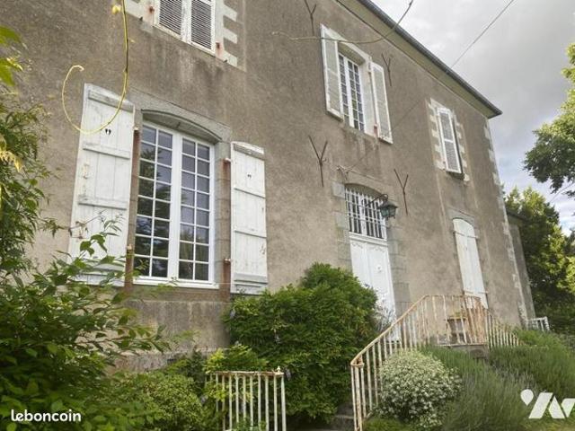 Maison 225 m² PARNE SUR ROC
