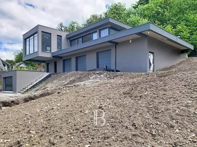 Maison 227 m2 Publier