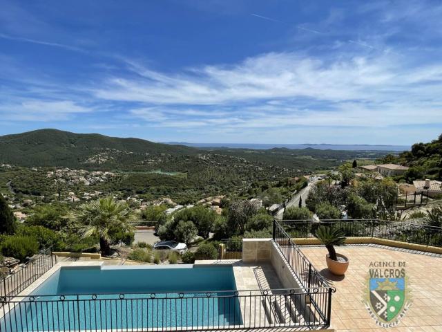 Maison 229 m2 La Londe les Maures