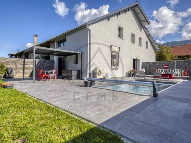 Maison 220 m2 Neydens