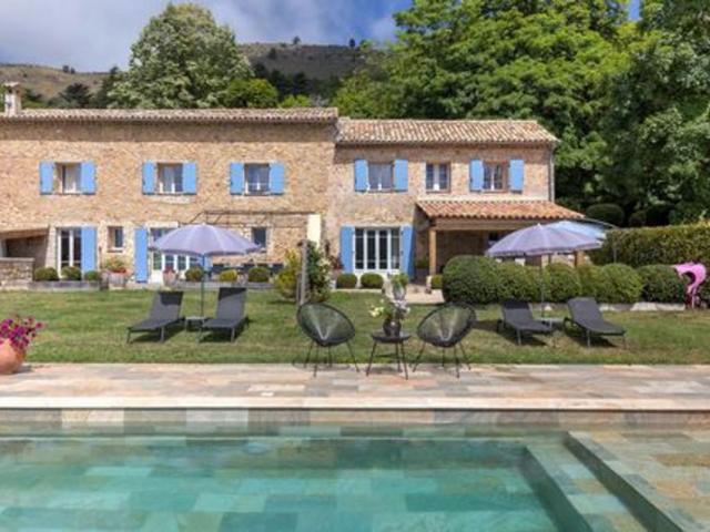 Maison 220 m2 TOURRETTES SUR LOUP