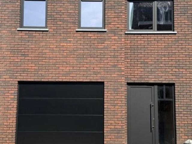 Maison 220 m² 3 Ch à vendre à Frameries La Bouverie