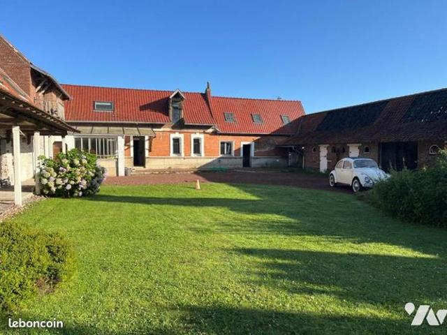 Maison 220 m² CAMPHIN EN CAREMBAULT