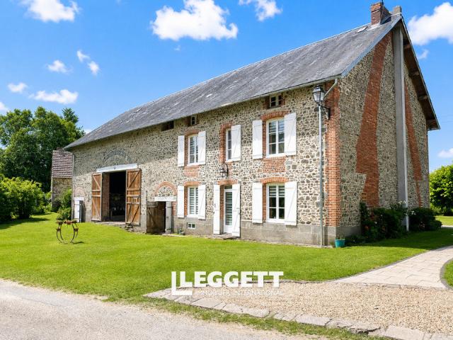 Maison 22 pièces 360 m²