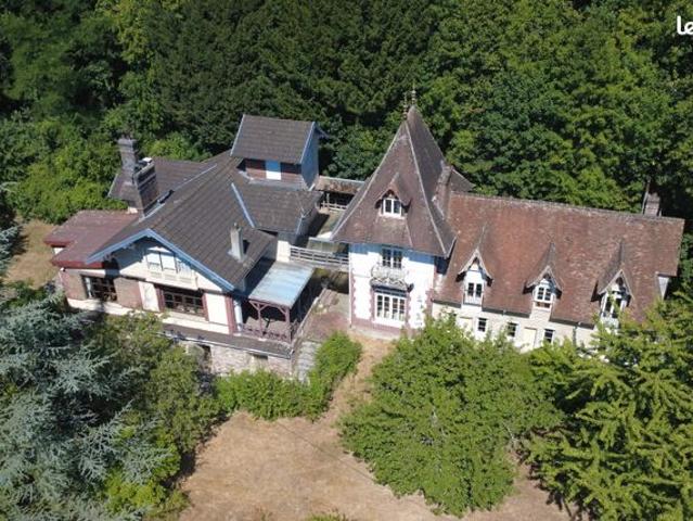 Maison 22 pièces 497 m²