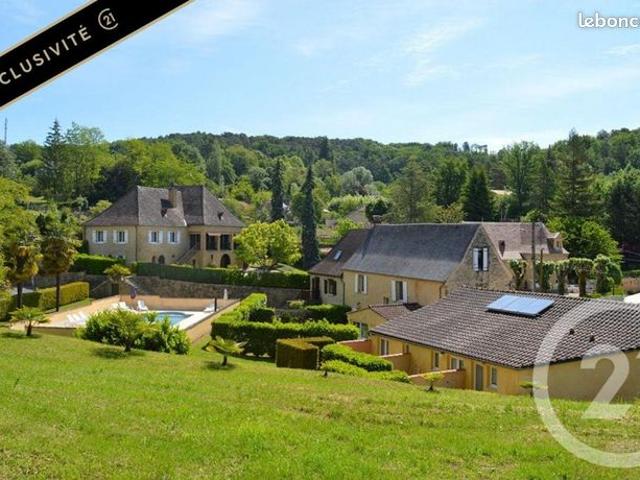 Maison 22 pièces 516 m²