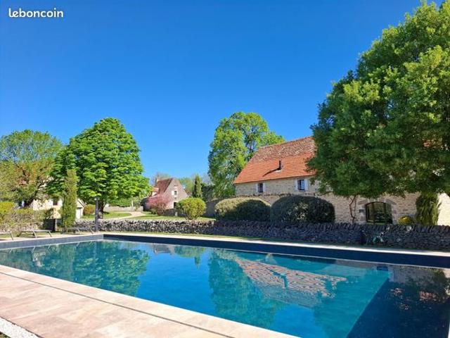 Maison 22 pièces 760 m²