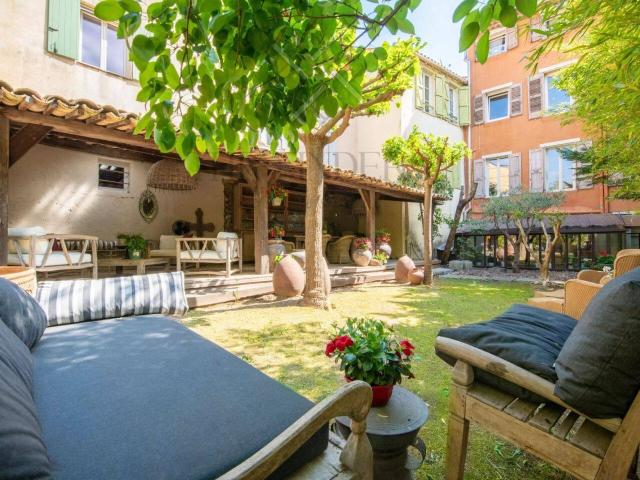 Maison 235 m2 Cogolin