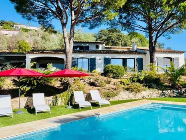 Maison 235 m2 STE MAXIME