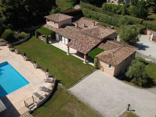 Maison 238 m2 MONTAUROUX