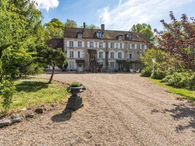 Maison 2300 m2 Mont Près Chambord