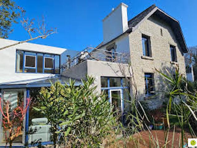 Maison avec jardin et terrasse
