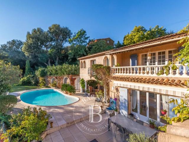 Maison 231 m2 Auribeau sur Siagne