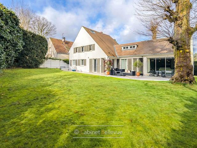Maison 231 m2 8 pièces