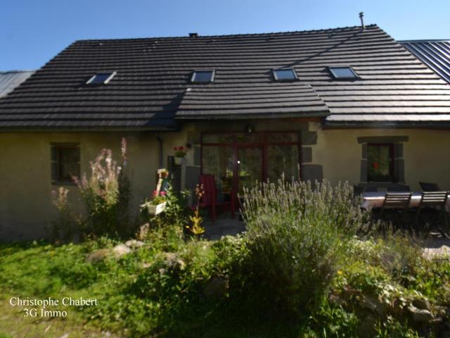 Maison 232 m²