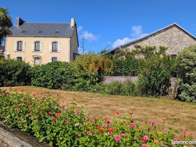 Maison 23 pièces 708 m²