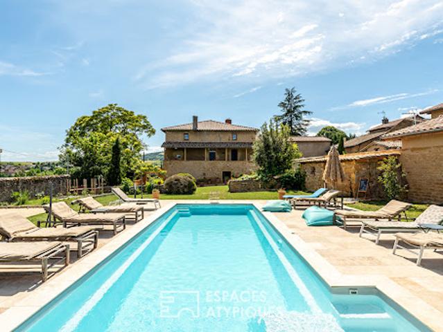 Maison avec piscine et jardin
