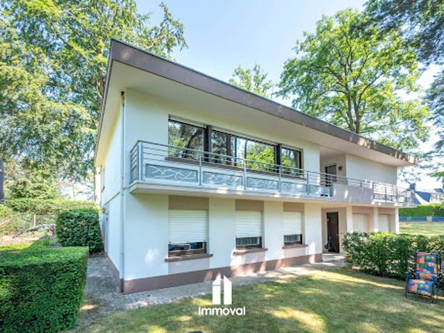 Maison avec jardin et terrasse