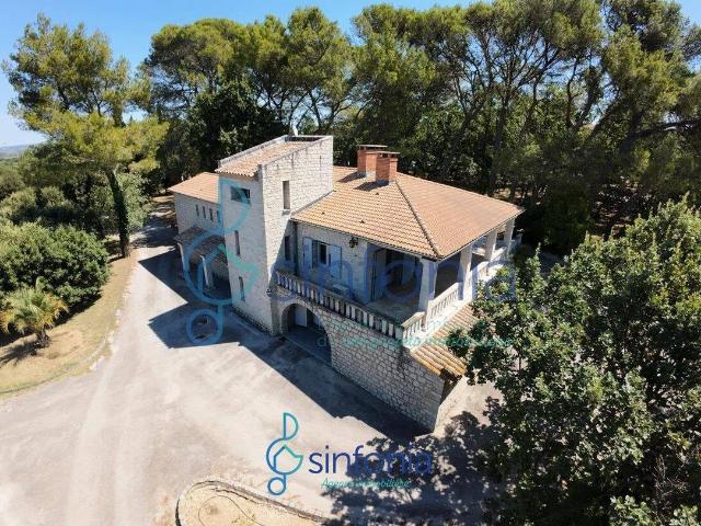 Maison 246 m2 Uzes