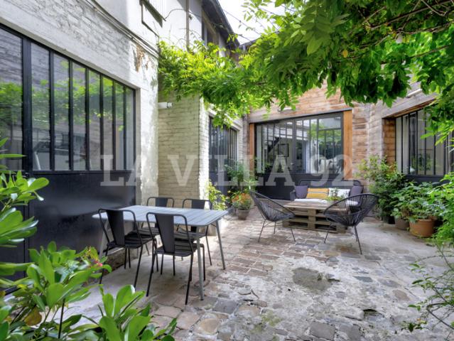 Maison 246 m2 7 pièces