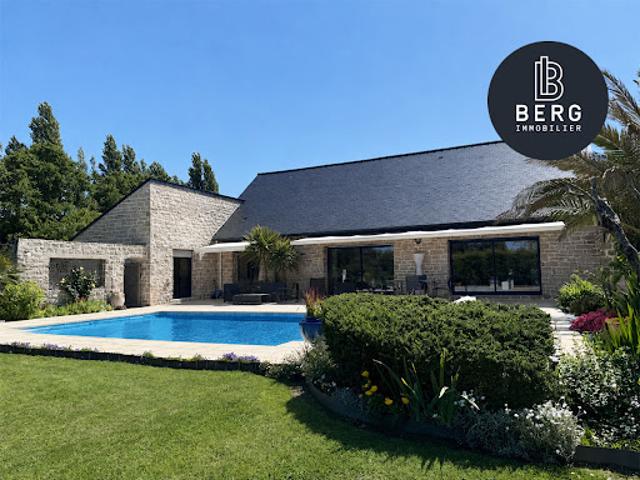 Maison avec piscine et jardin