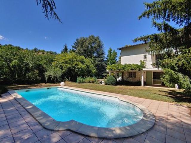 Maison 247 m2 st georges de luzencon