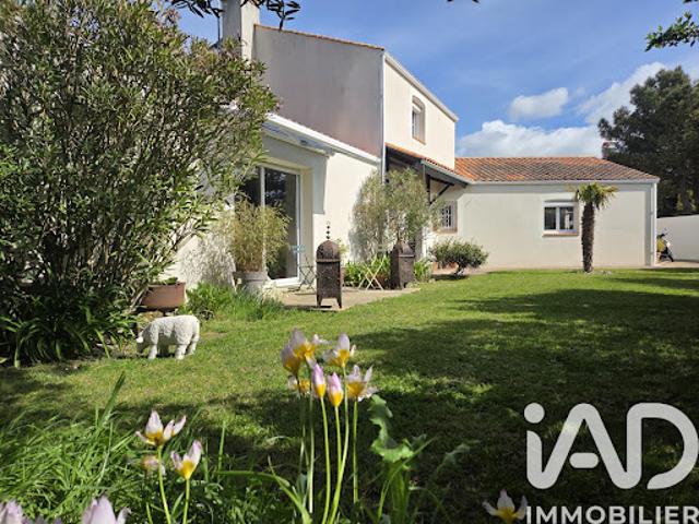 Maison avec jardin