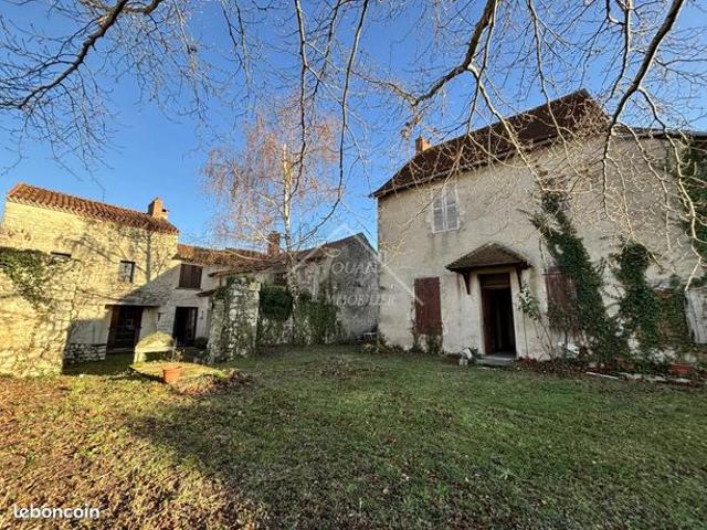 Maison 249 m² Charroux