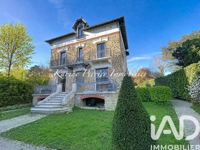 Maison 241 m2 Garches