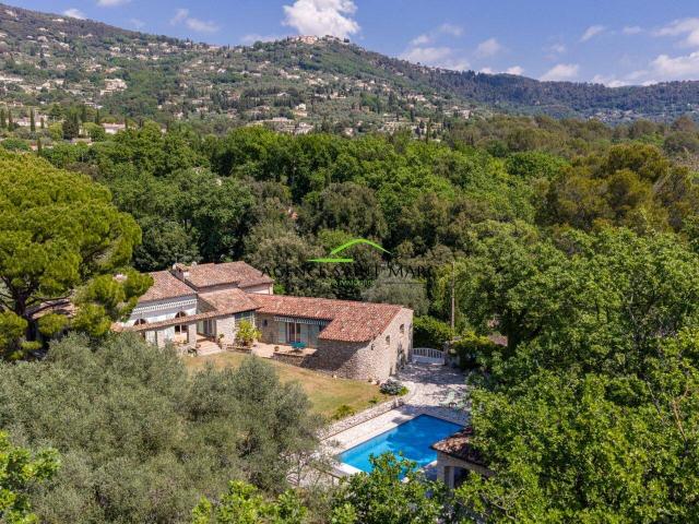 Maison 242 m2 Peymeinade
