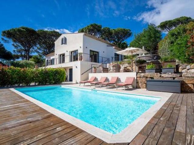 Maison 242 m2 STE MAXIME