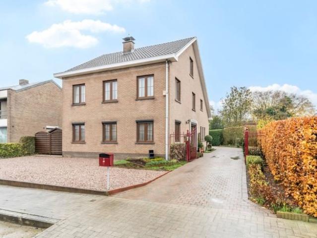 Maison 243 m² 4 Ch à vendre à Tongeren