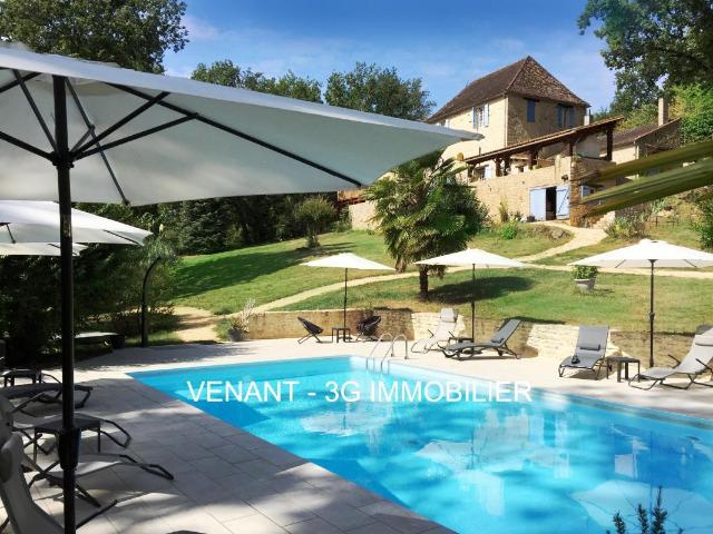 Maison 24 pièces 495 m²