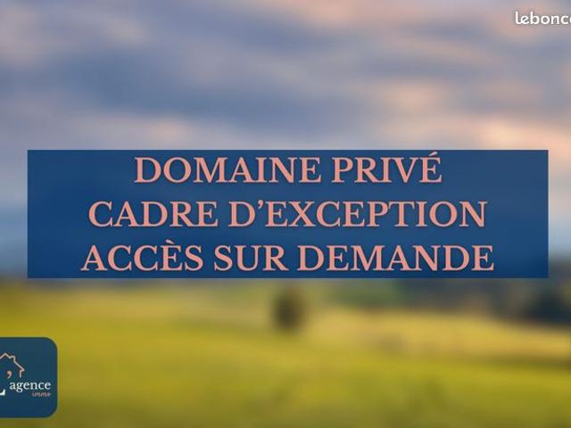 Maison 24 pièces 992 m²