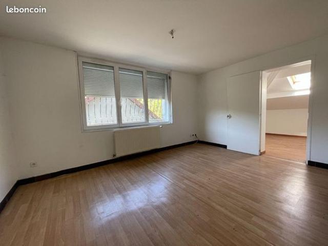 Maison 255 m² Laifour
