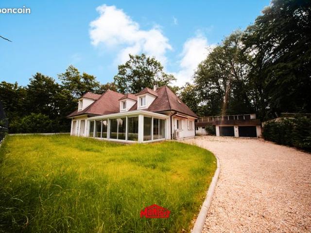 Maison 256 m² Pomponnette