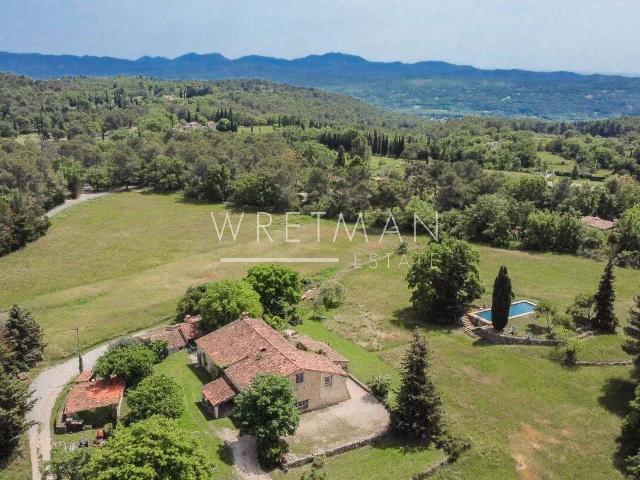 Maison 257 m2 Tourrettes