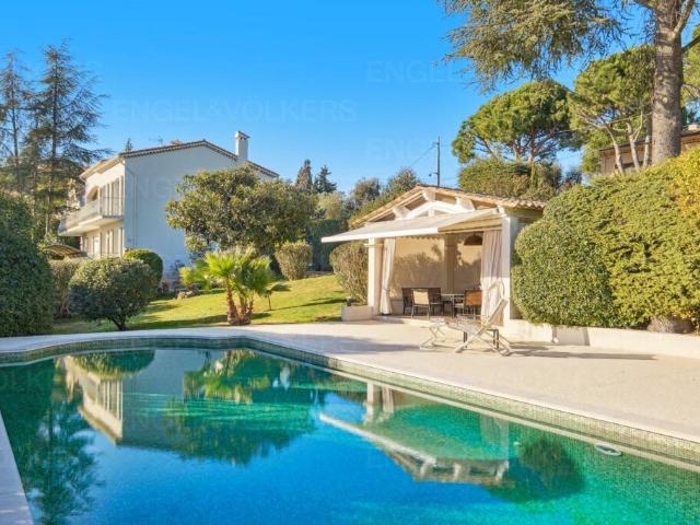 Maison 258 m2 La Roquette sur Siagne
