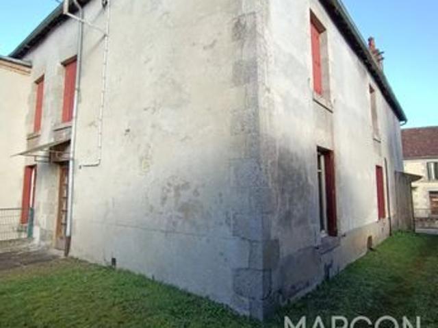 Maison 258 m² Lavaveix les Mines