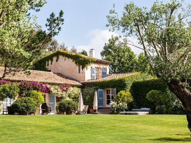 Maison 250 m2 Gassin
