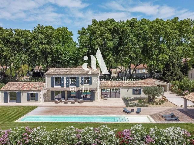 Maison 250 m2 Paradou