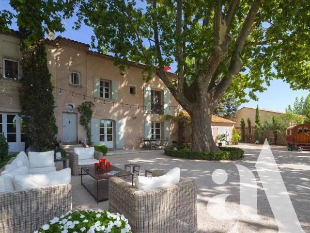 Maison 250 m2 Paradou