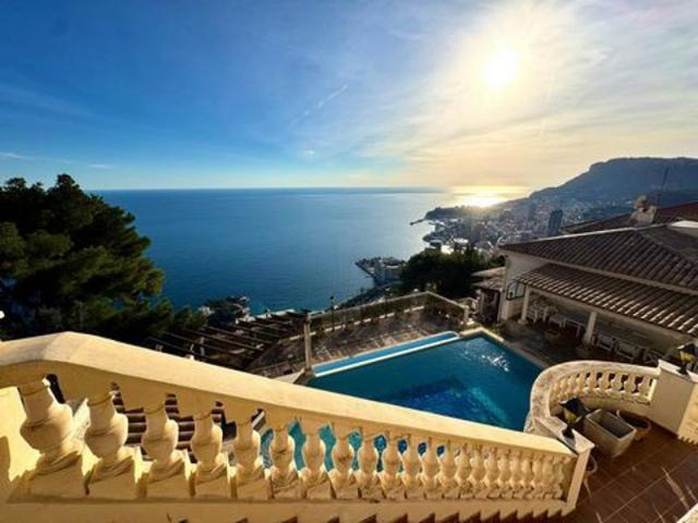 Maison 250 m2 ROQUEBRUNE CAP MARTIN