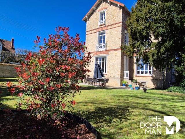 Maison 250 m2 10 pièces